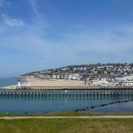 Daire Superbe Vue Mer, Port-deauville, Proche Plage, Centre-ville Et Casino Deauville